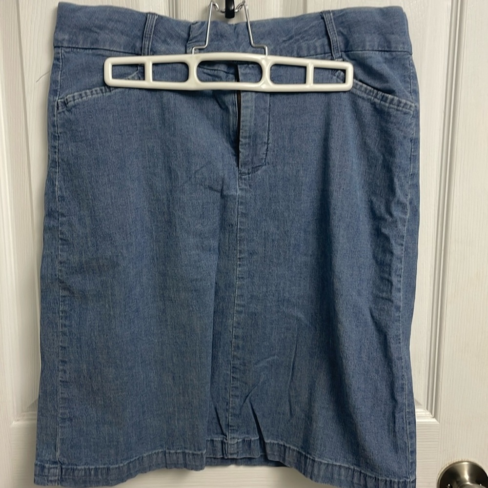 Denim skirt
